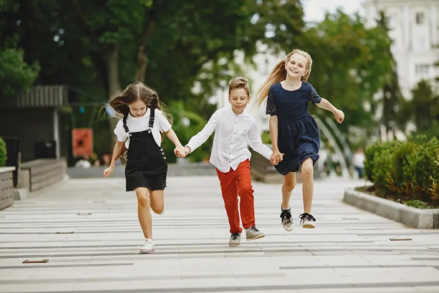 Psicologia dei bambini: guida a educazione, sviluppo e gioco