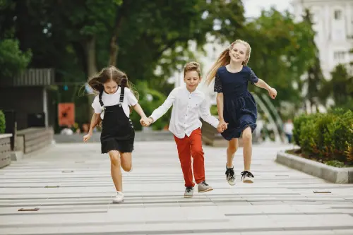 Psicologia dei bambini: guida a educazione, sviluppo e gioco