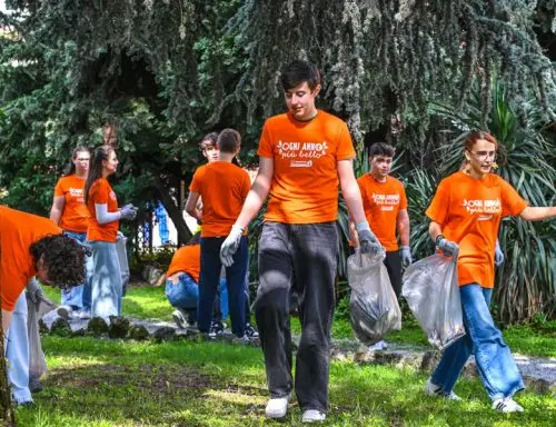 Cuneo, torna Spazzamondo: raccolta rifiuti e spettacolo al Parco Parri