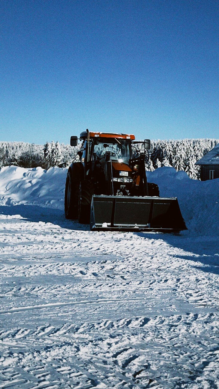 Colle della Lombarda, al via lo sgombero neve sulla provinciale 255