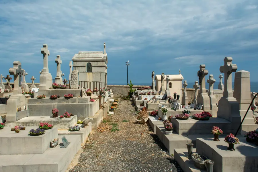 Cuneo, in fase conclusiva la riqualificazione del verde nei cimiteri cittadini