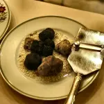 Il tartufo bianco di Alba: guida alla stagione 2026, la Fiera e dove acquistarlo dai cercatori
