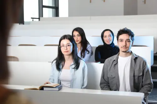 Scuola, il Garante Ravalli saluta studenti e insegnanti