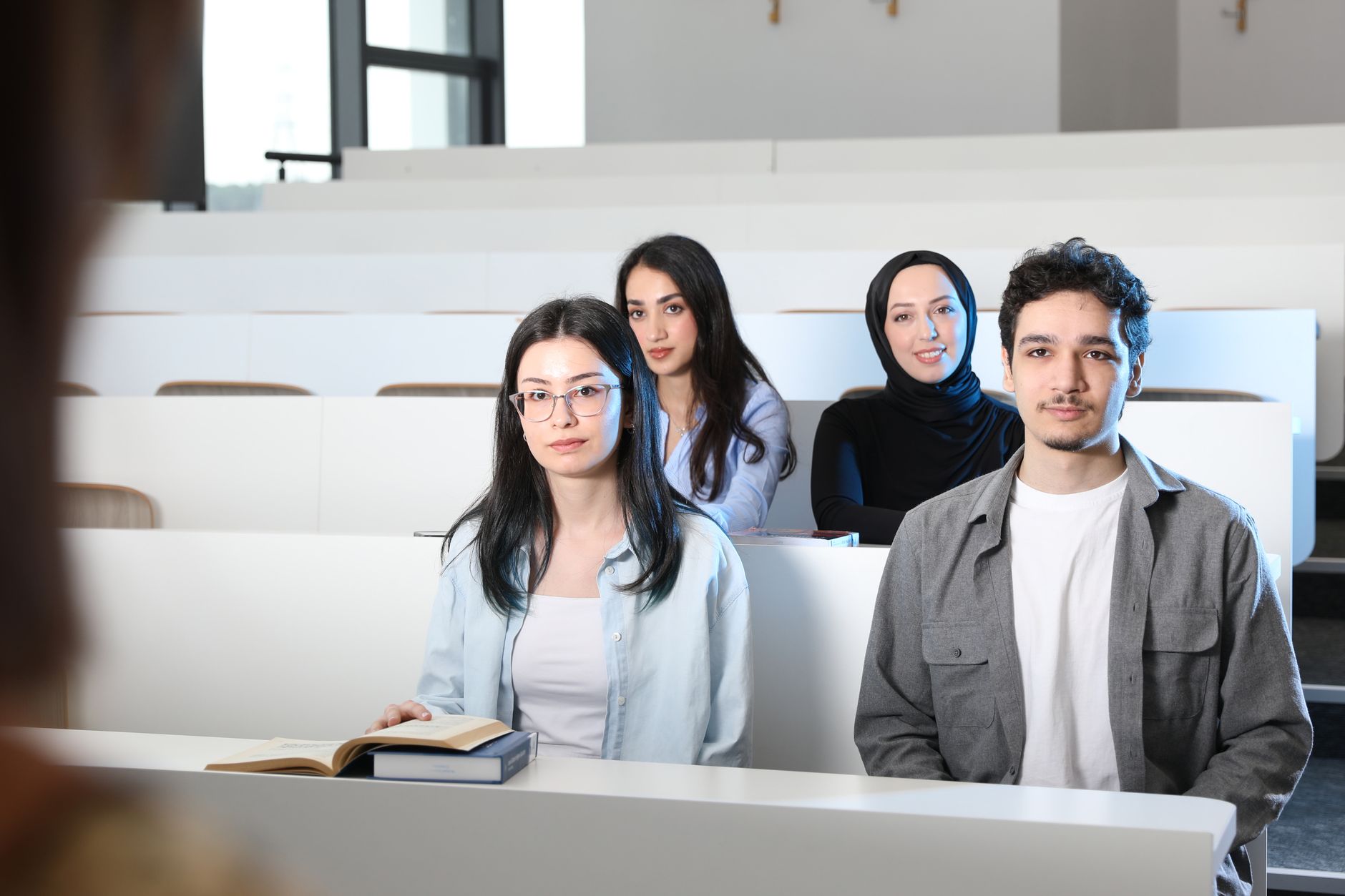 Scuola, il Garante Ravalli saluta studenti e insegnanti