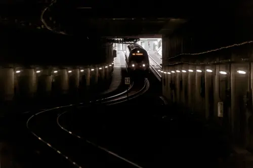 Cuneo, piano per Torino-Savona, ZLS e nuovo tunnel alpino