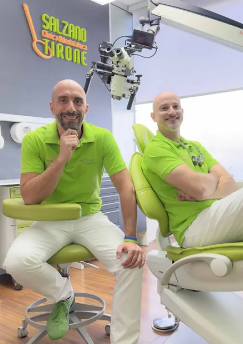 Estate, sorriso e faccette dentali, i dottori Salzano e Tirone richiamano alla responsabilità clinica contro le scorciatoie del low cost